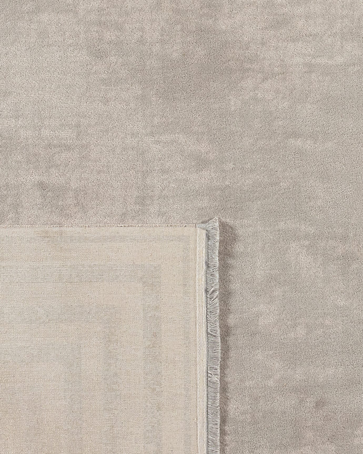 Elegant Limoges Design Area Rug - Soft Indoor Floor Carpet
