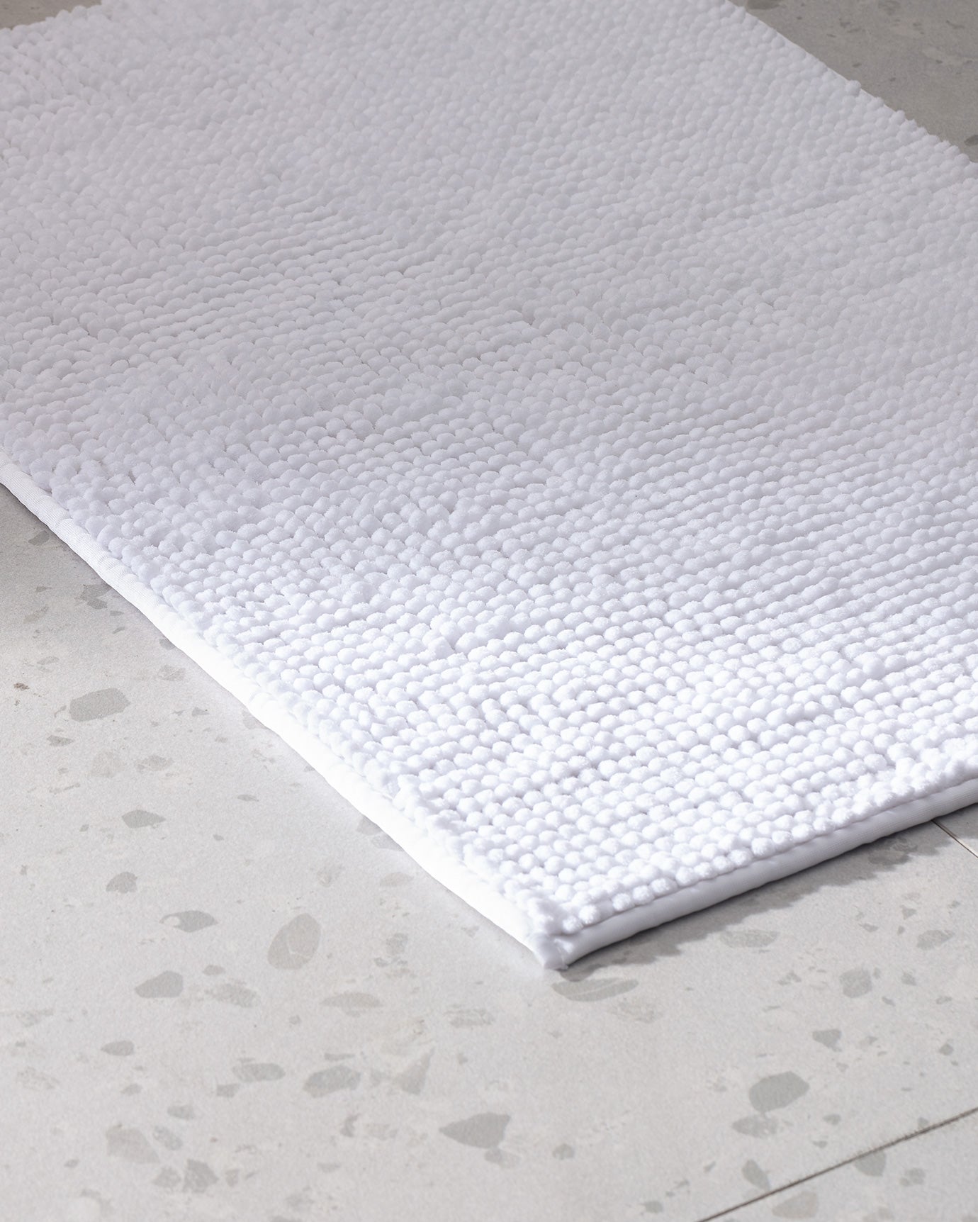 Soft Absorbent Bathroom Mat Rug - Quick Dry & Non-Slip Floor Decor
