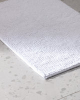 Soft Absorbent Bathroom Mat Rug - Quick Dry & Non-Slip Floor Decor