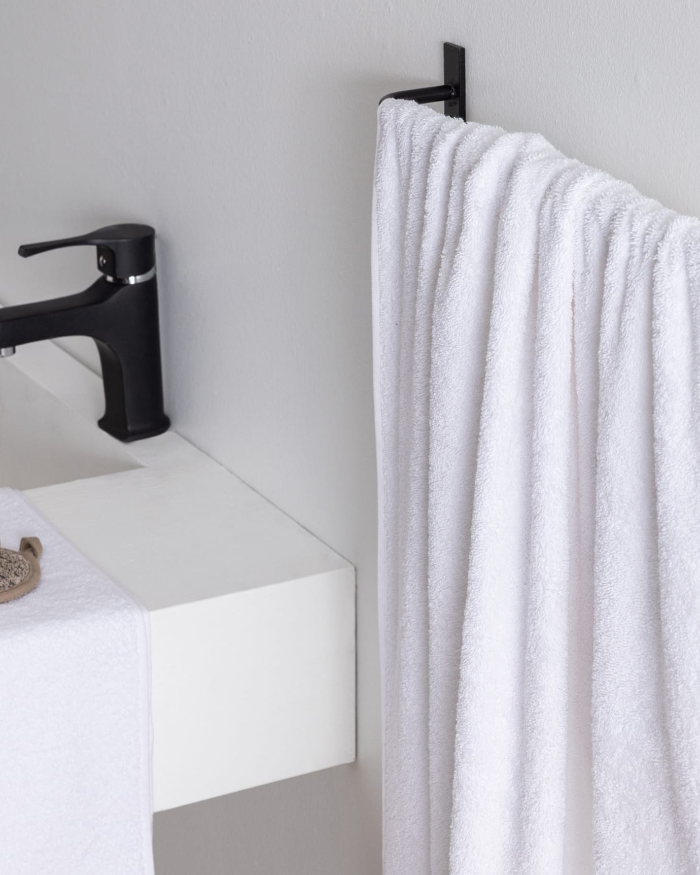 Turkish Cotton Blend Bath Towel - Plush & Highly Absorbent