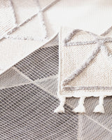 Soft Bone White Polyester Area Rug - 80x150 cm - Plush Shag Style