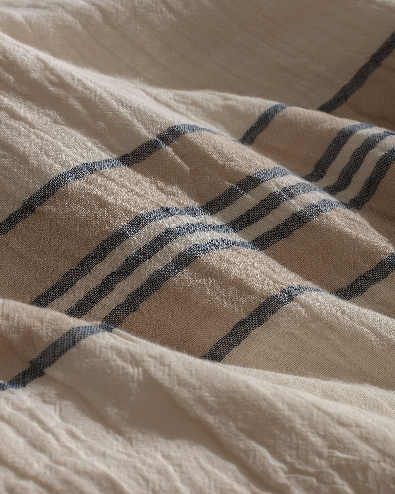 Muslin Cotton Double Duvet Cover Set - Yarn-Dyed & Fitted Comfort
