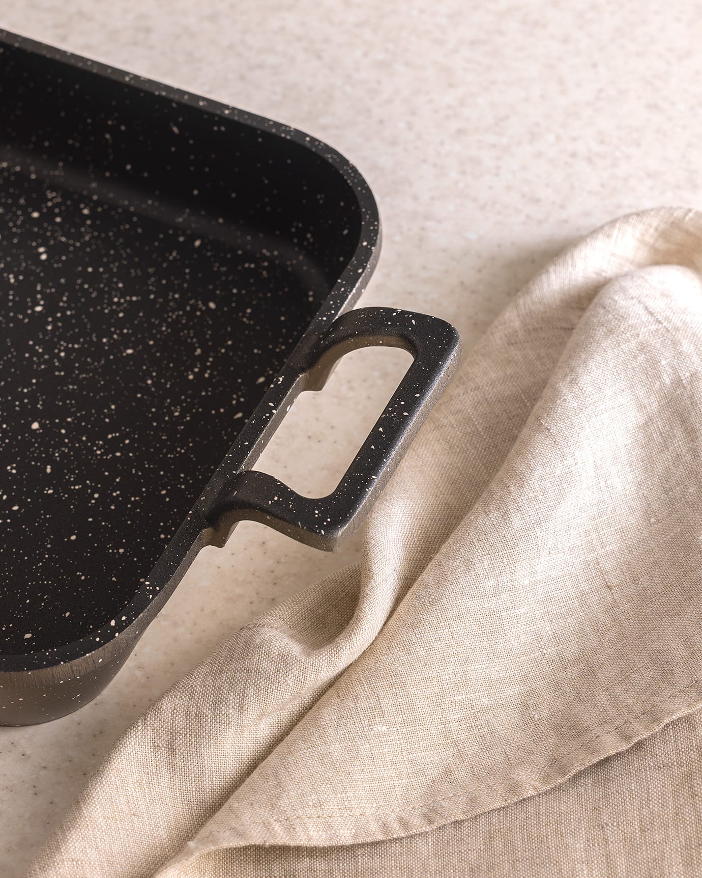 22cm Black Shallow Cooking Pot - Rona Kitchen Pan