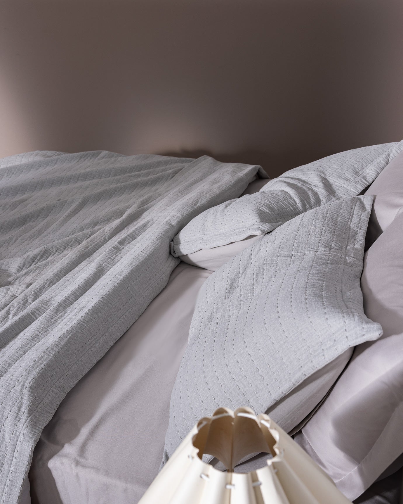 Feolette Full/Queen Bedspread - Quilted Bed Cover