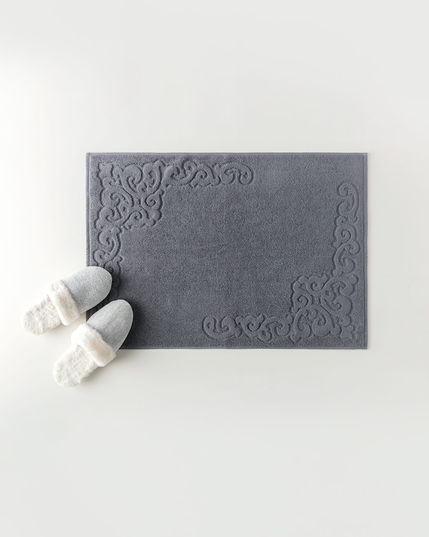 100% Cotton Foot Towel - Plush Comfort & High Absorbency