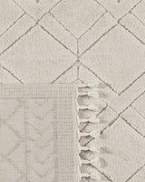 Clarice Decorative Area Rug - Modern Floor Accent for Living Room