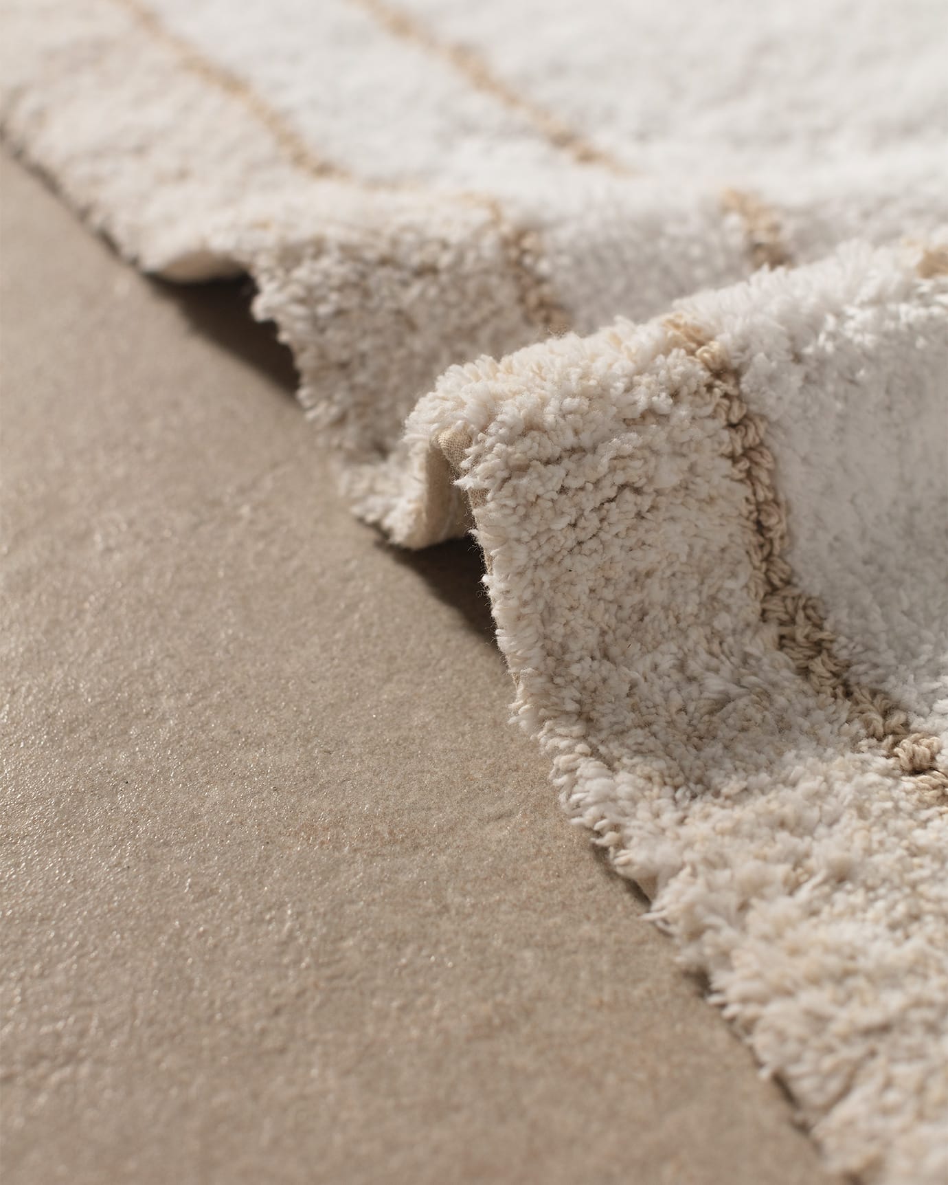 Giverny Soft Absorbent Non-Slip Bathroom Mat Rug
