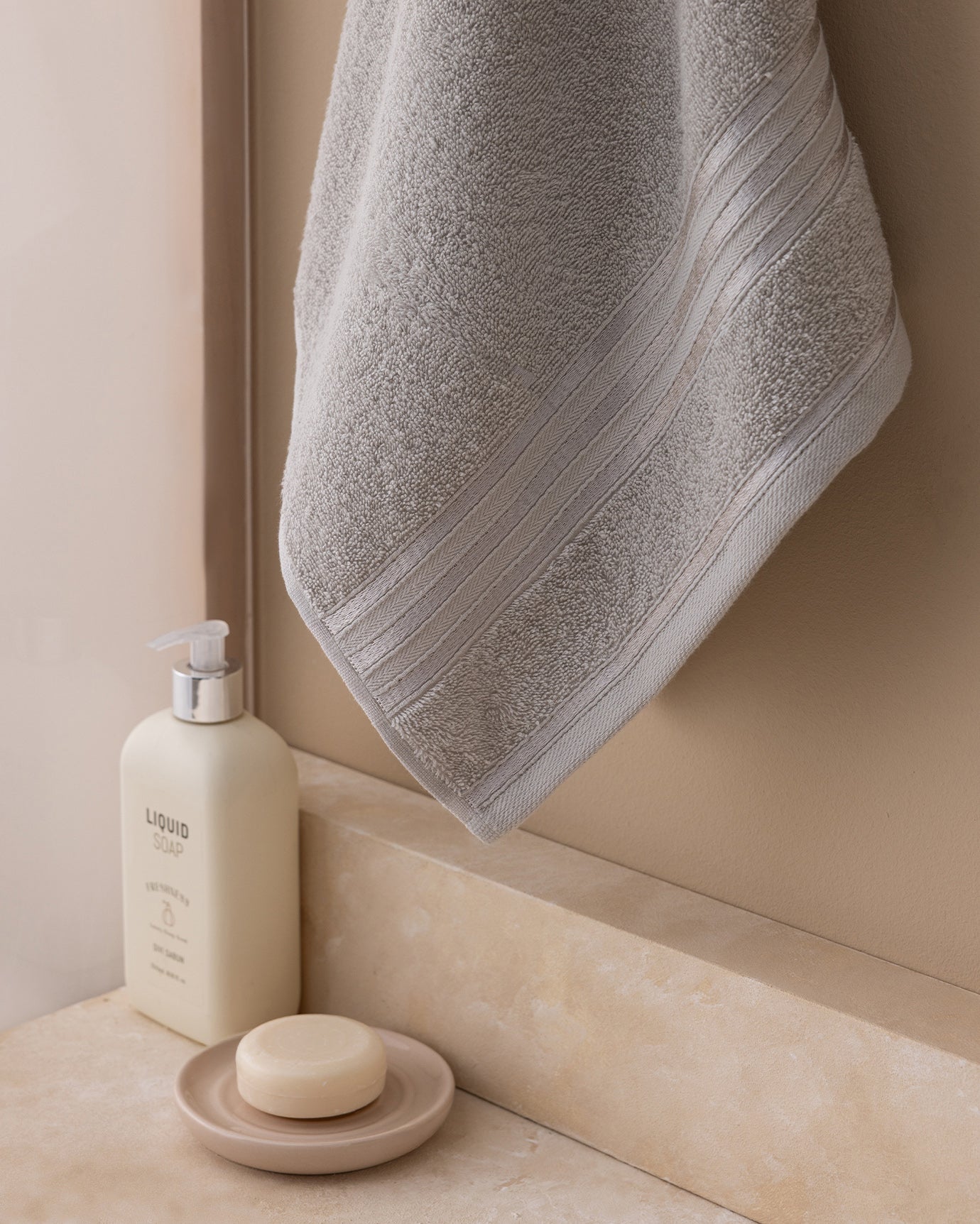 100% Cotton Plush Face Towel with Decorative Border - Light Gray