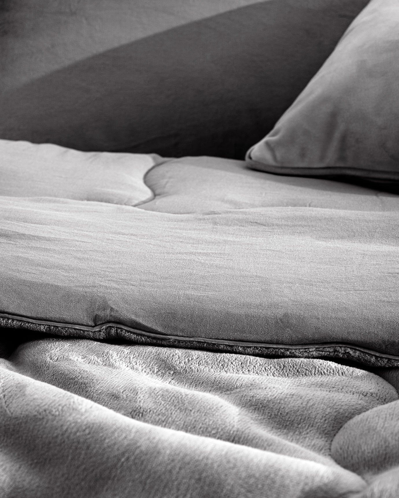 Kaira Double Bedding Set - Complete Sleep Collection