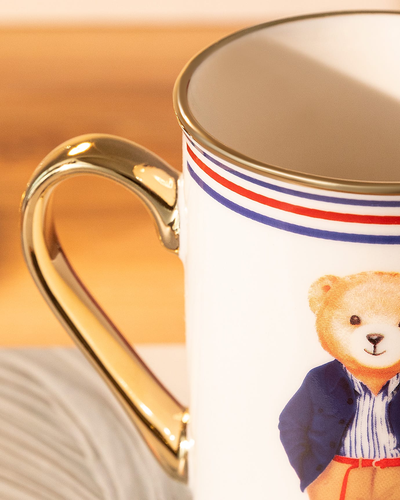 Colorful Bear Character Mug - Whimsical 225ml Coffee Tea Cup