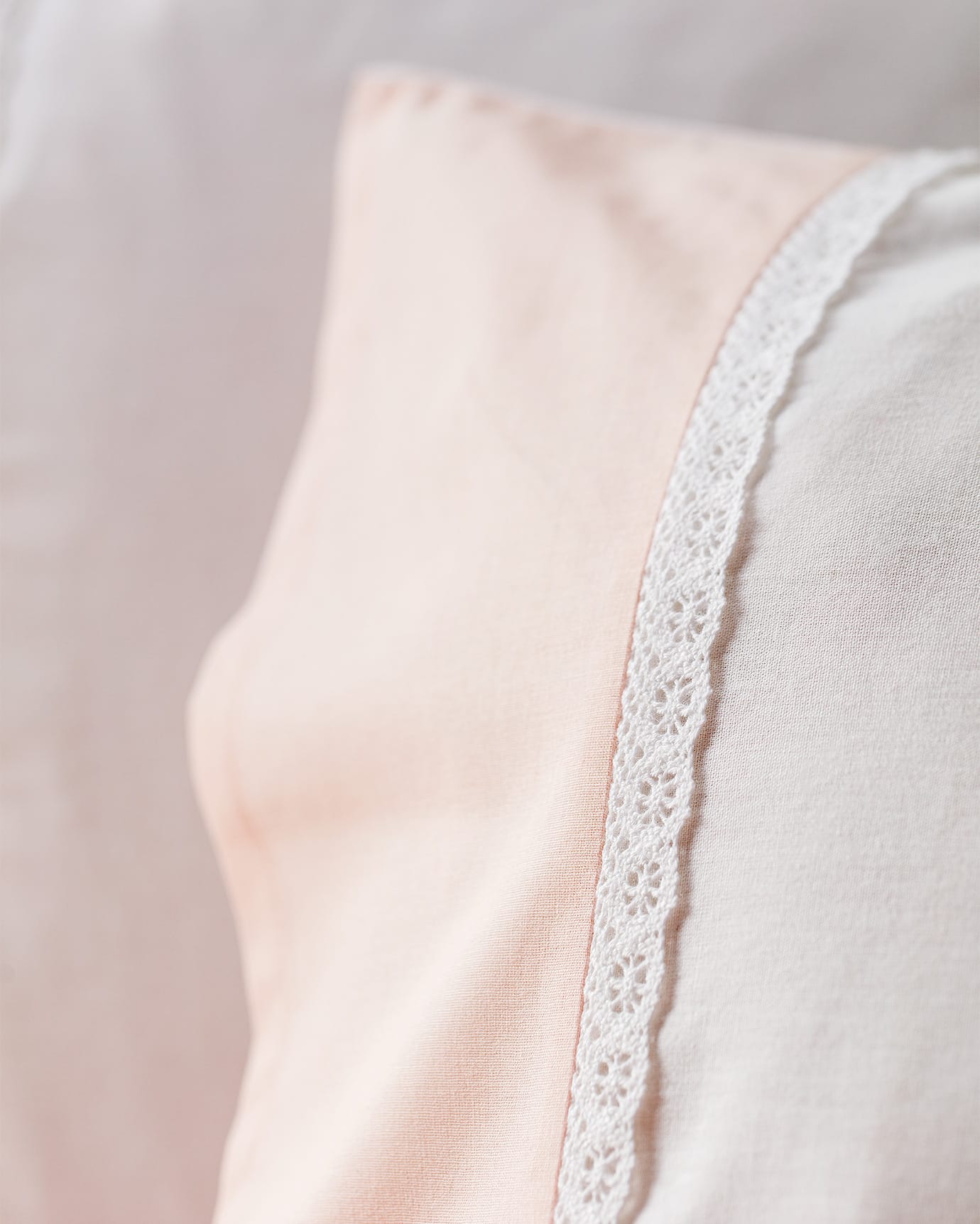 100% Cotton Pillowcase - Soft Powder Pink Bedding Cover