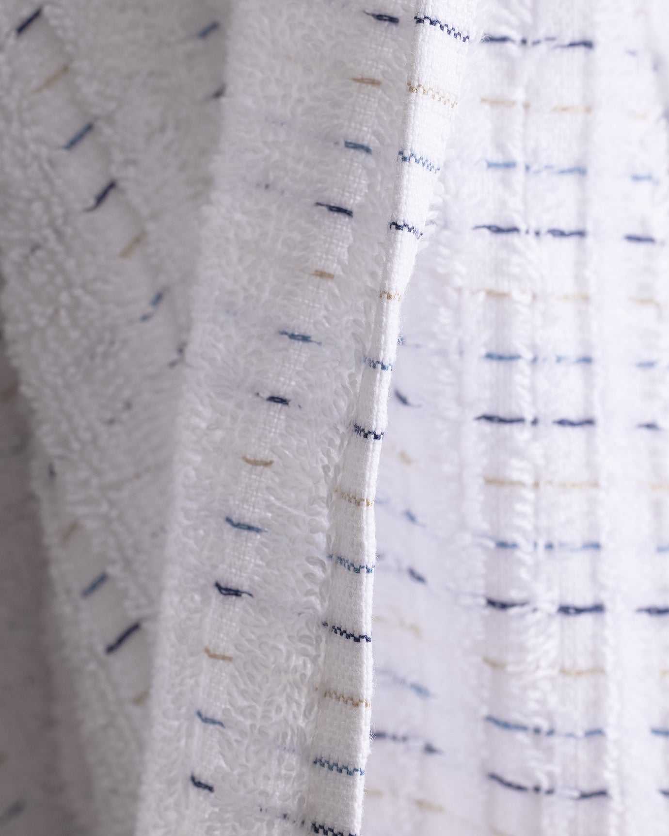 Grenat Cotton Bath Towel - White & Navy