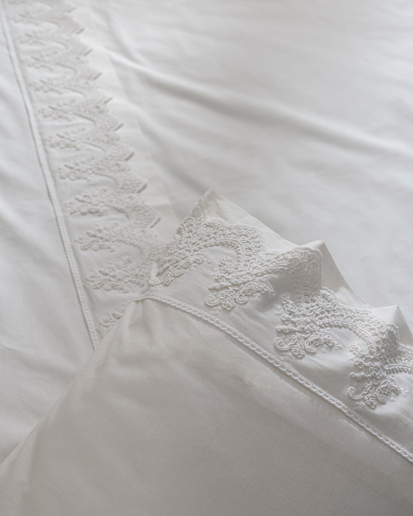 Modena Embroidered 100% Cotton Double Duvet Cover Set