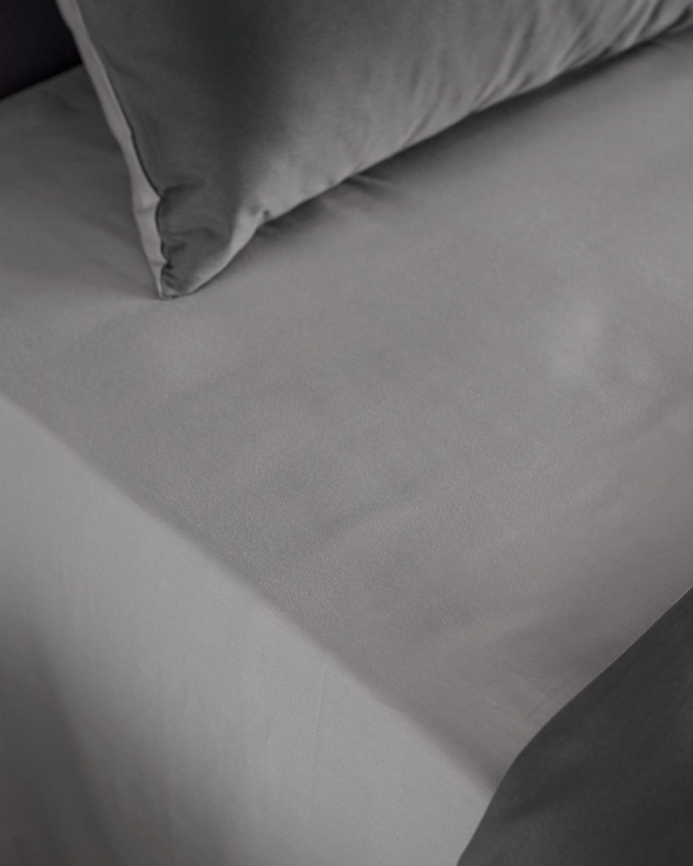 Premium 100% Cotton Sateen Piped Duvet Cover Set - Full/Queen - Anthracite Grey
