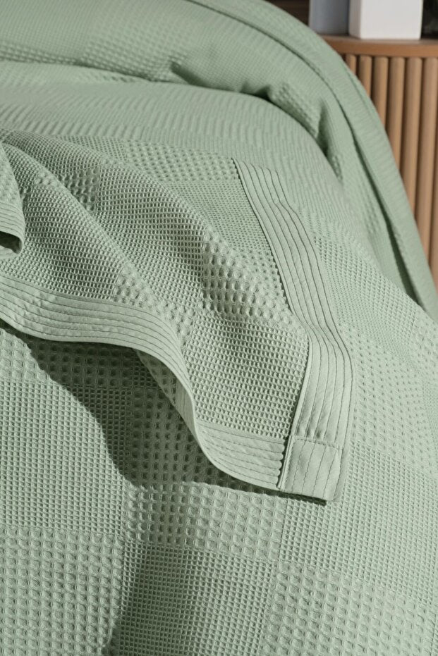 100% Cotton Waffle Pattern Double Blanket - 220x240 cm
