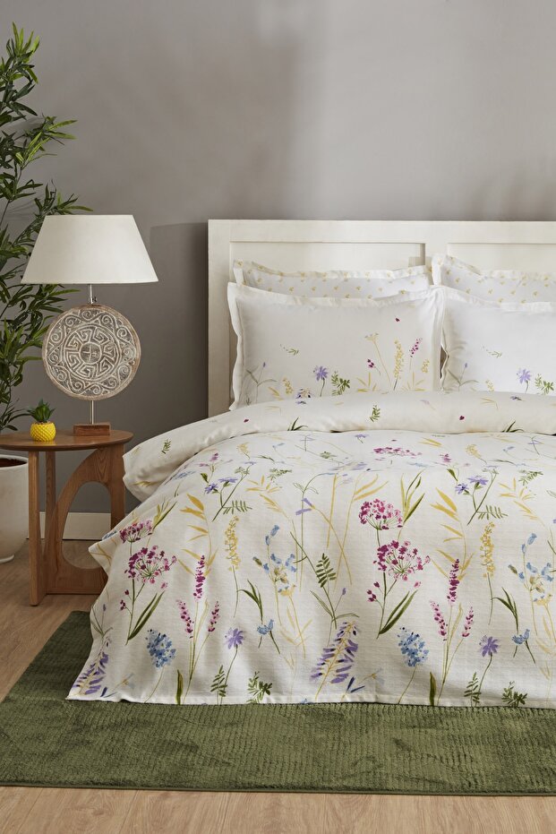 Jody Double Floral Pique Bed Set - 100% Cotton