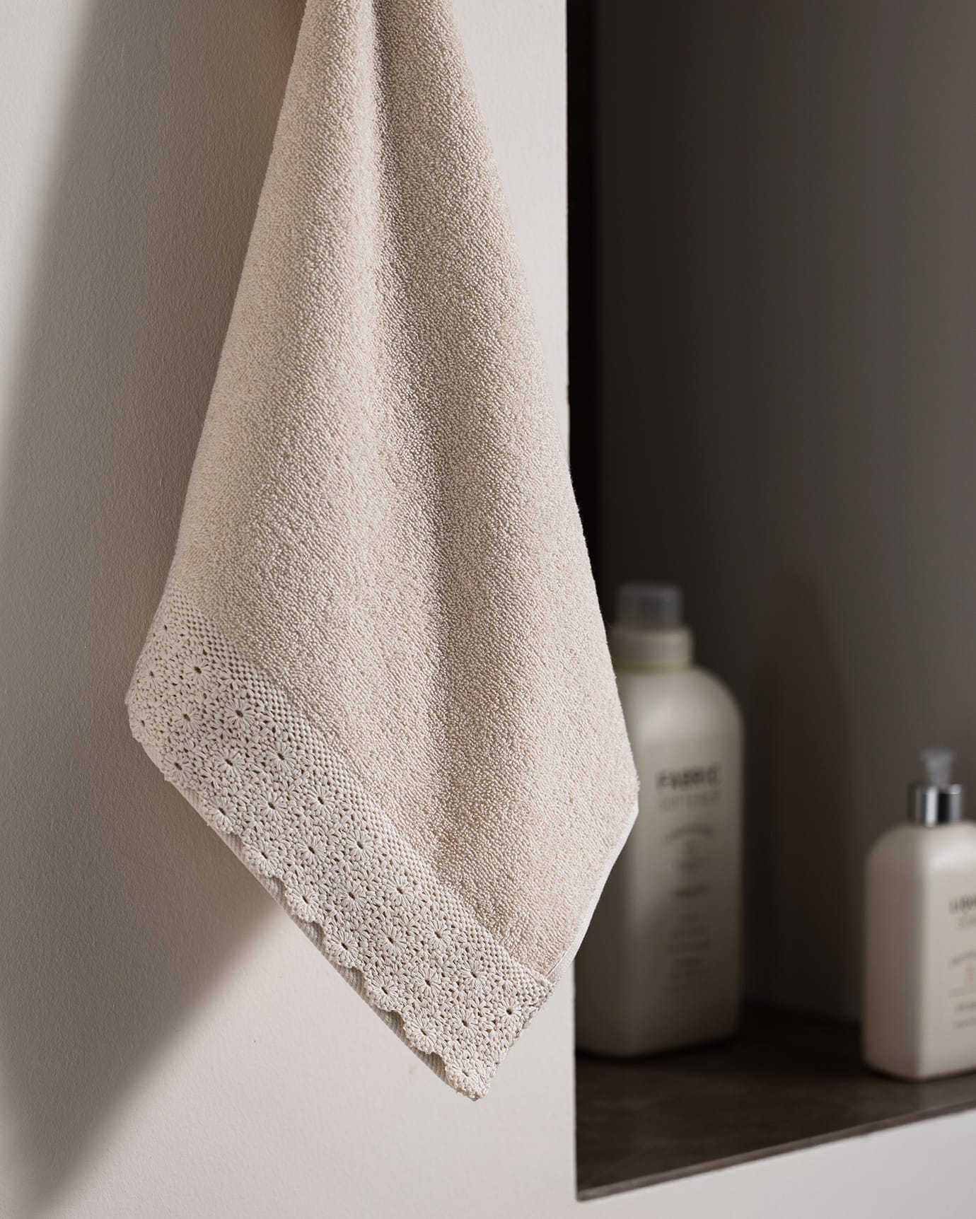 Premium 100% Cotton Face Towel - Ultra Absorbent & Gentle