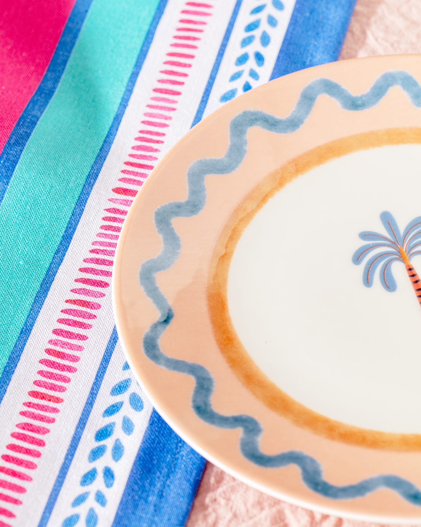 New Bone Porcelain 2-Person Dinner Set - Vibrant & Colorful