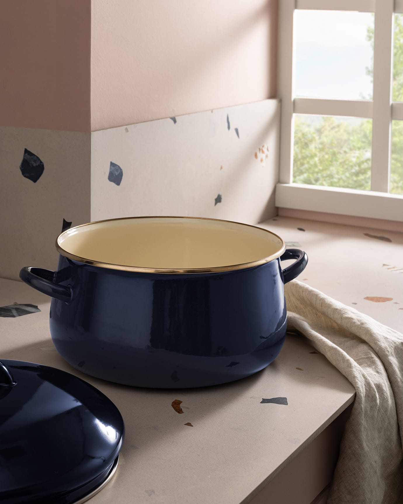 24 cm Blue Saucepan