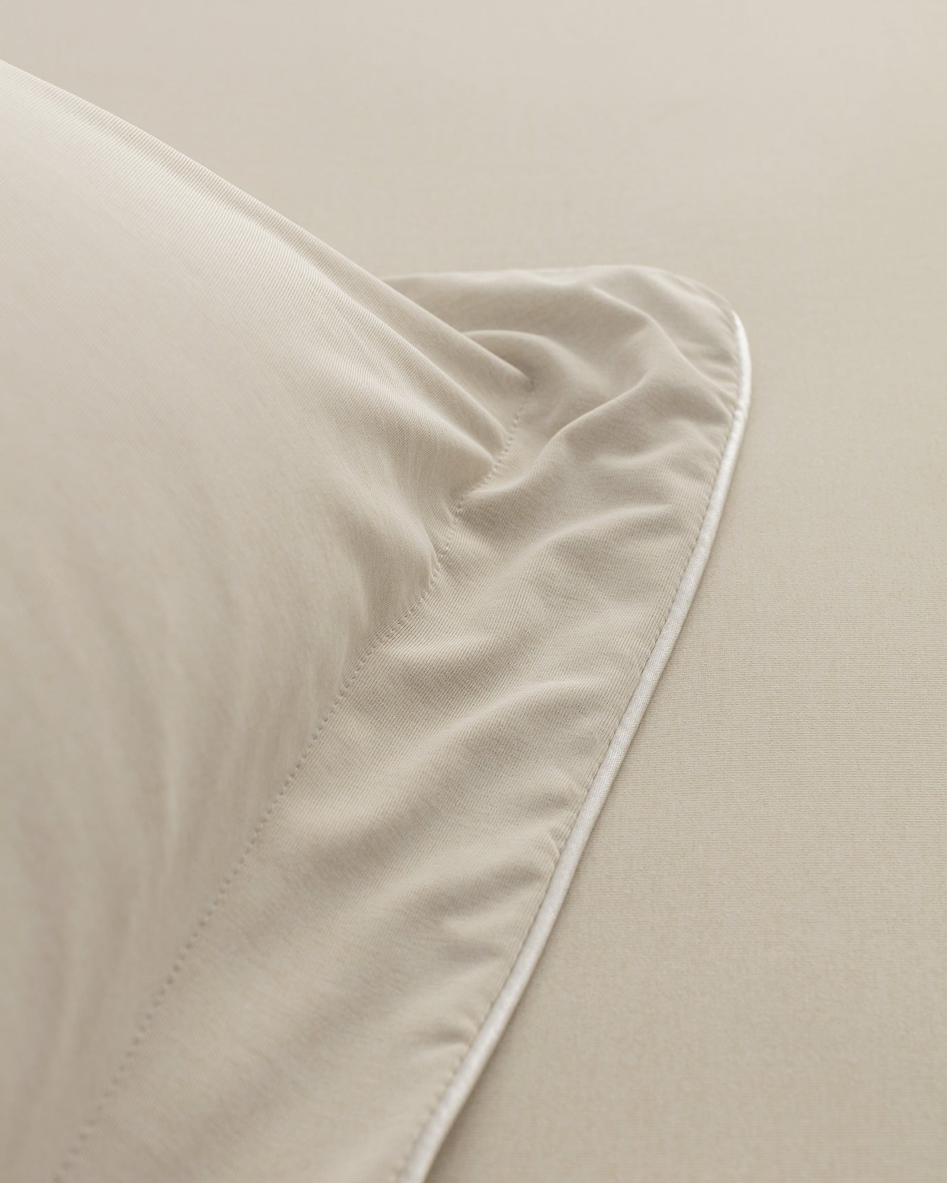 Ilus Single Bamboo Bedding Set - Ultra Soft & Breathable