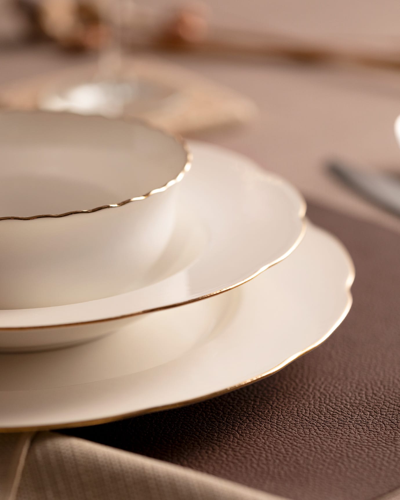 24-Piece White Dinnerware Set with Gold Trim for 6 People