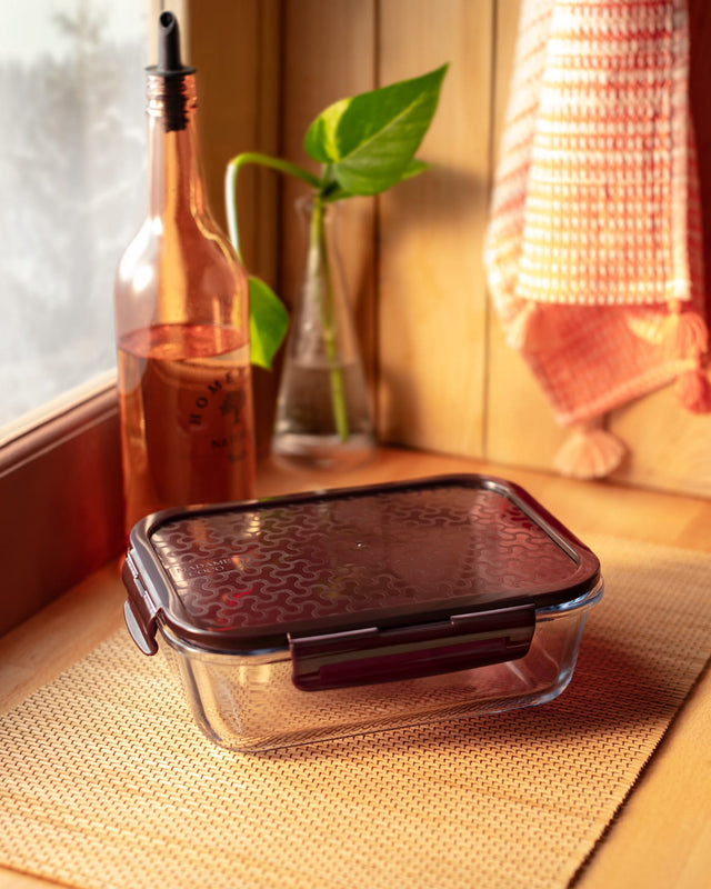 Modena Rectangular Borosilicate Glass Food Storage Container with Lid, 1500ML