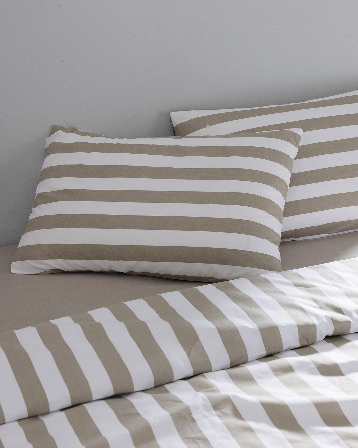 Avignon King Size 100% Cotton Ranforce Printed Bedding Set
