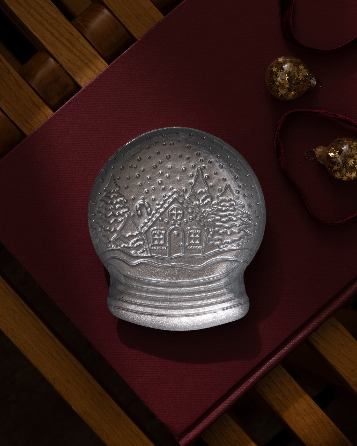 Silver Snow Globe Decorative Plate for Elegant Home Decor