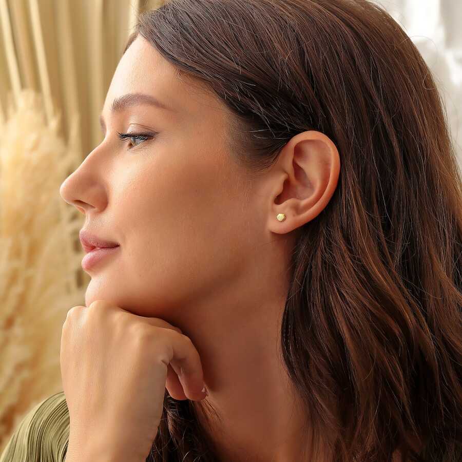 925 Sterling Silver Oyster Stud Earrings - Yellow Gold Plated