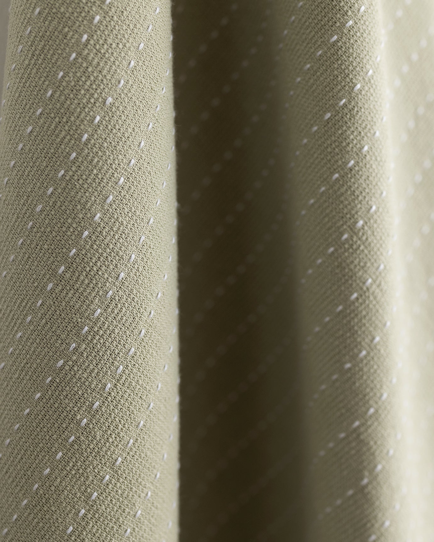 Cotton Blend Bath Towel - Plush Comfort
