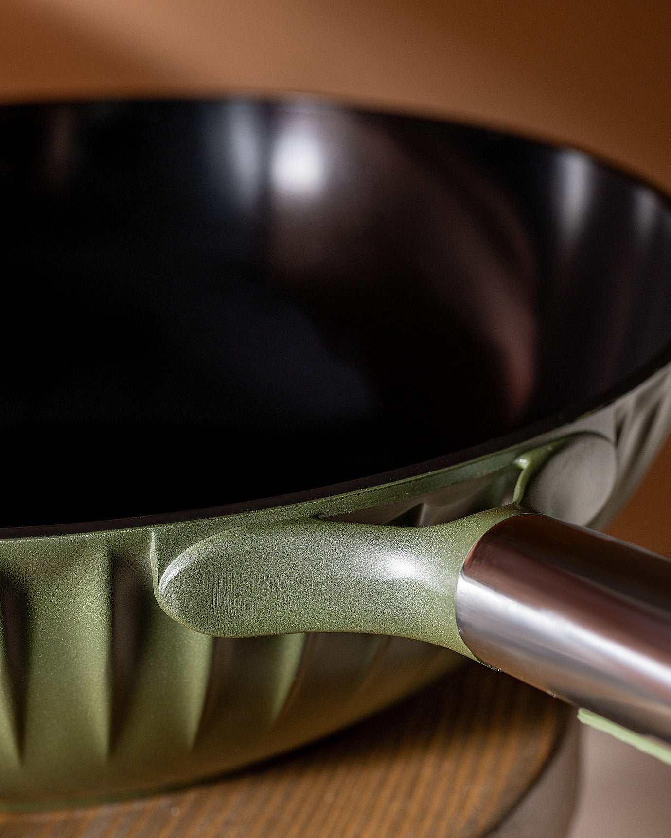 Freya 30cm Green Nonstick Wok Pan - Stir-Fry Cookware