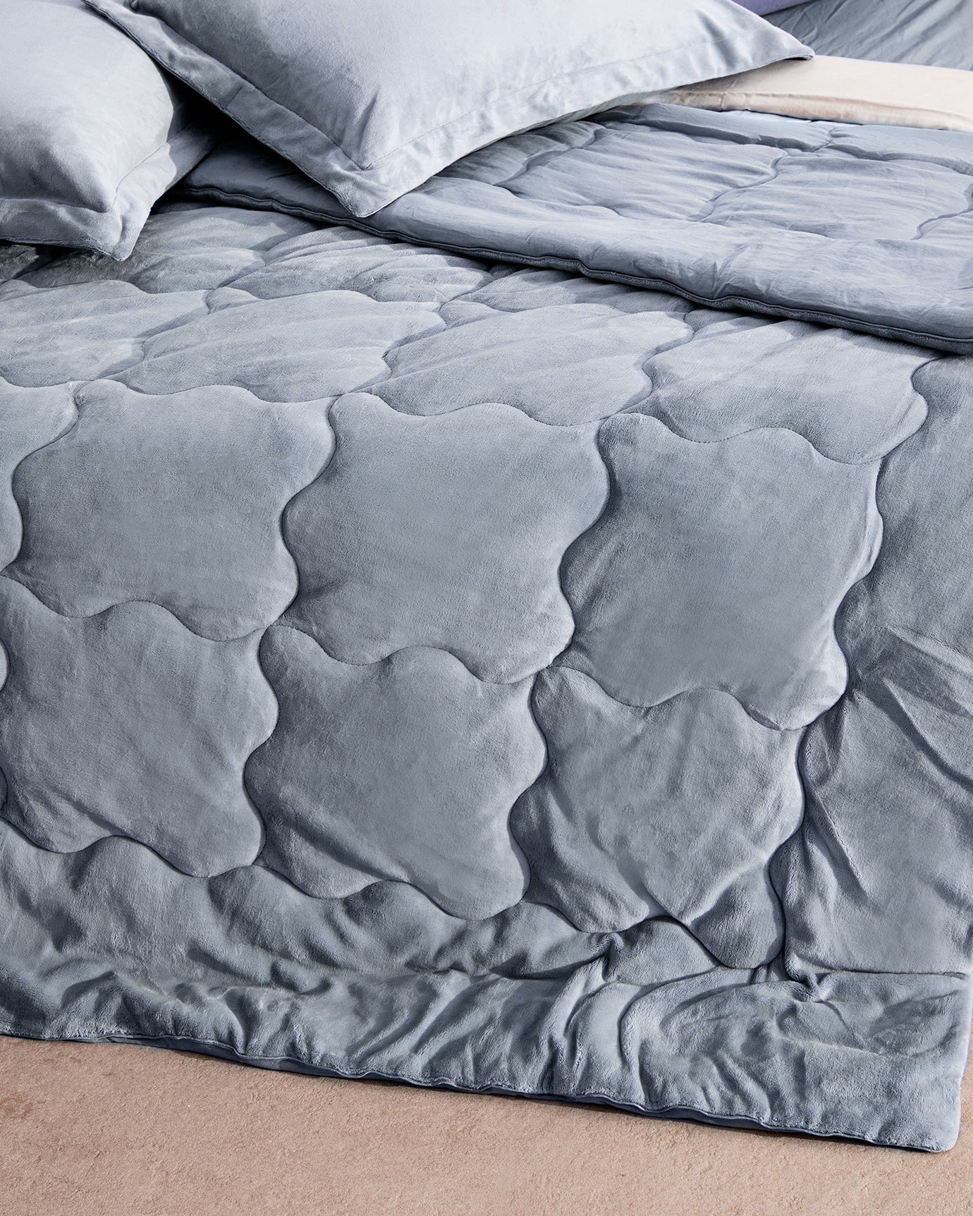 Kaira Indigo Double Bedding Set