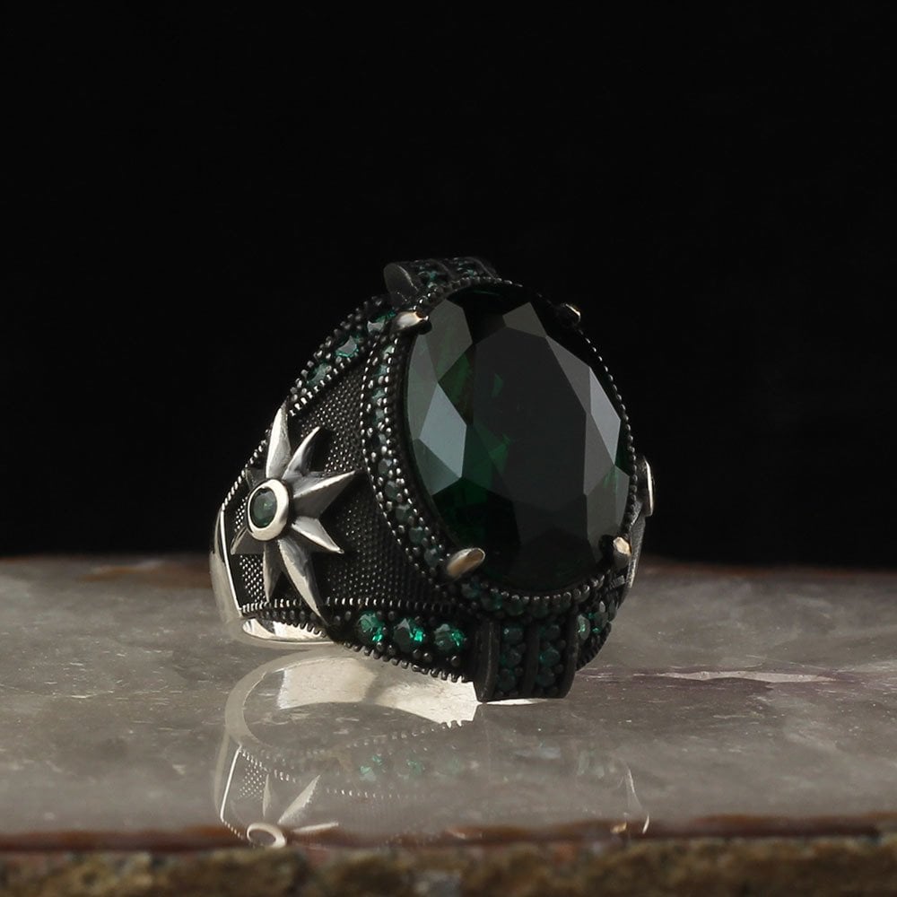 Tesbihevim | Men's Silver Ring with Green Zircon Stone