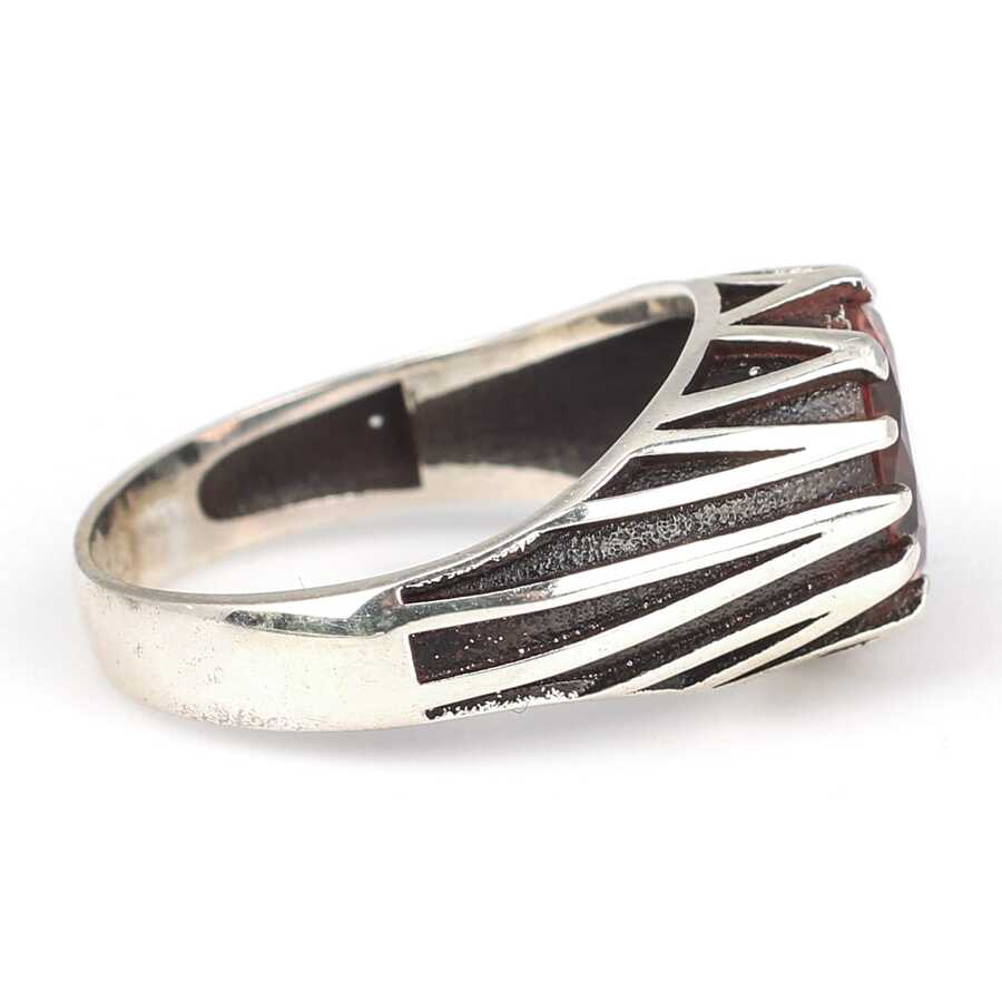 Anillo para Hombre de Plata Esterlina 925 - Diseño Redondo con Piedra Preciosa Zultanita