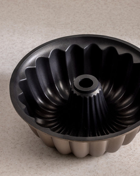 Gold Non-Stick Sectioned Cake Pan Bake Mold