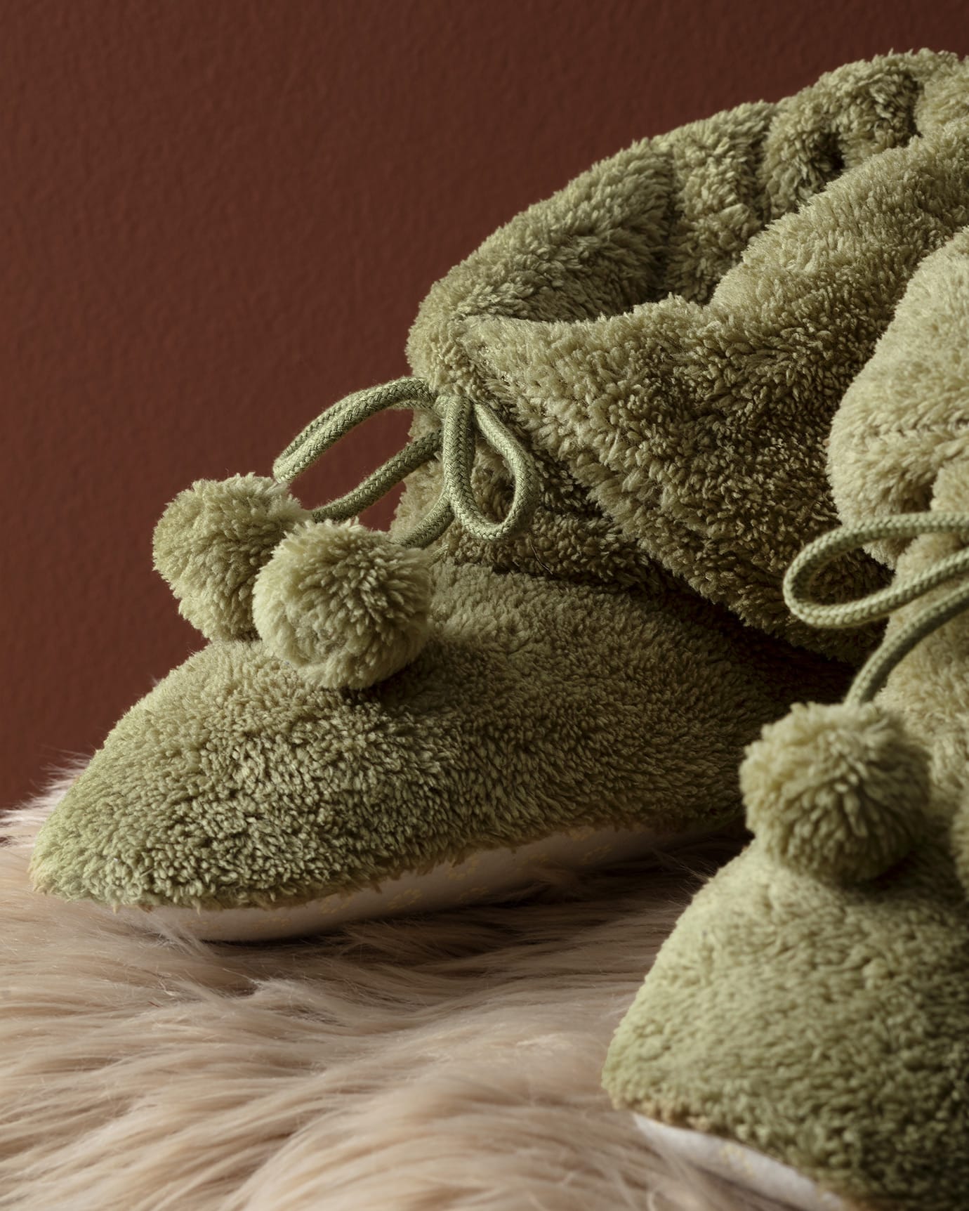 Cozy Plush Indoor Bootie Slippers for Women - Warm House Shoes