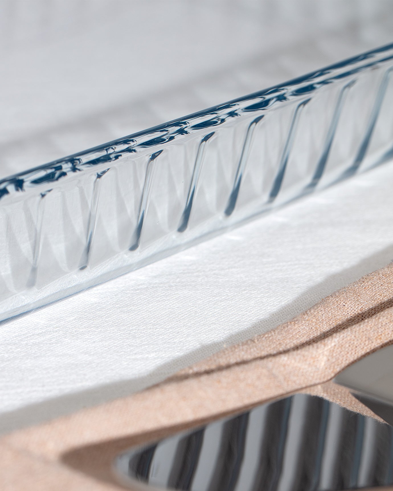 Borosilicate Glass Baking Dish - Clear, Durable & Heat-Resistant
