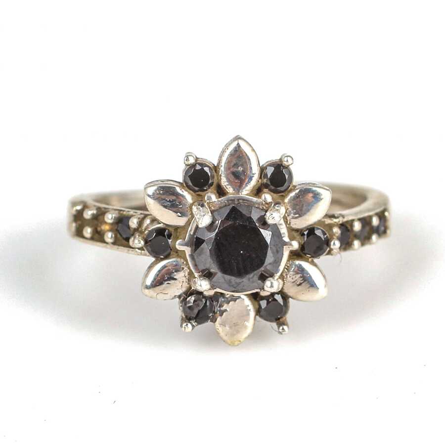 925 Sterling Silver Black Onyx Floral Ring - Elegant Bloom Design