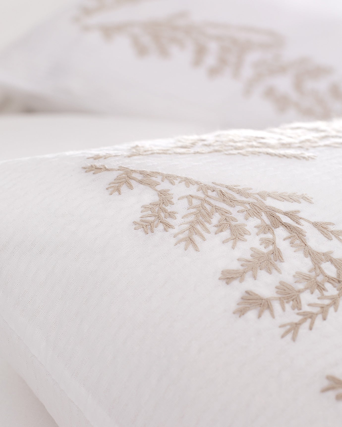 100% Cotton Single Duvet Cover Set - Embroidered Washed Gofre Texture