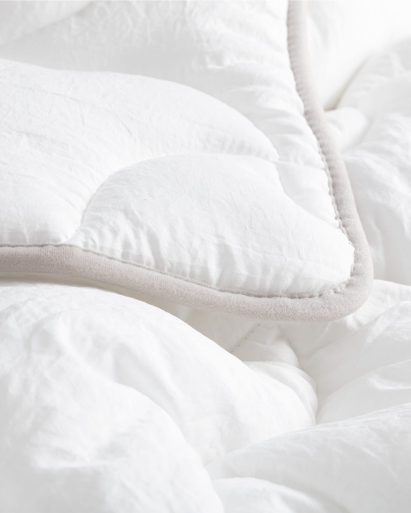 Single Size Bamboo Duvet Comforter - Natural & Breathable