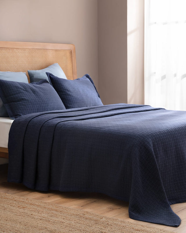 100% Cotton King Bedspread - Yacht Collection Design