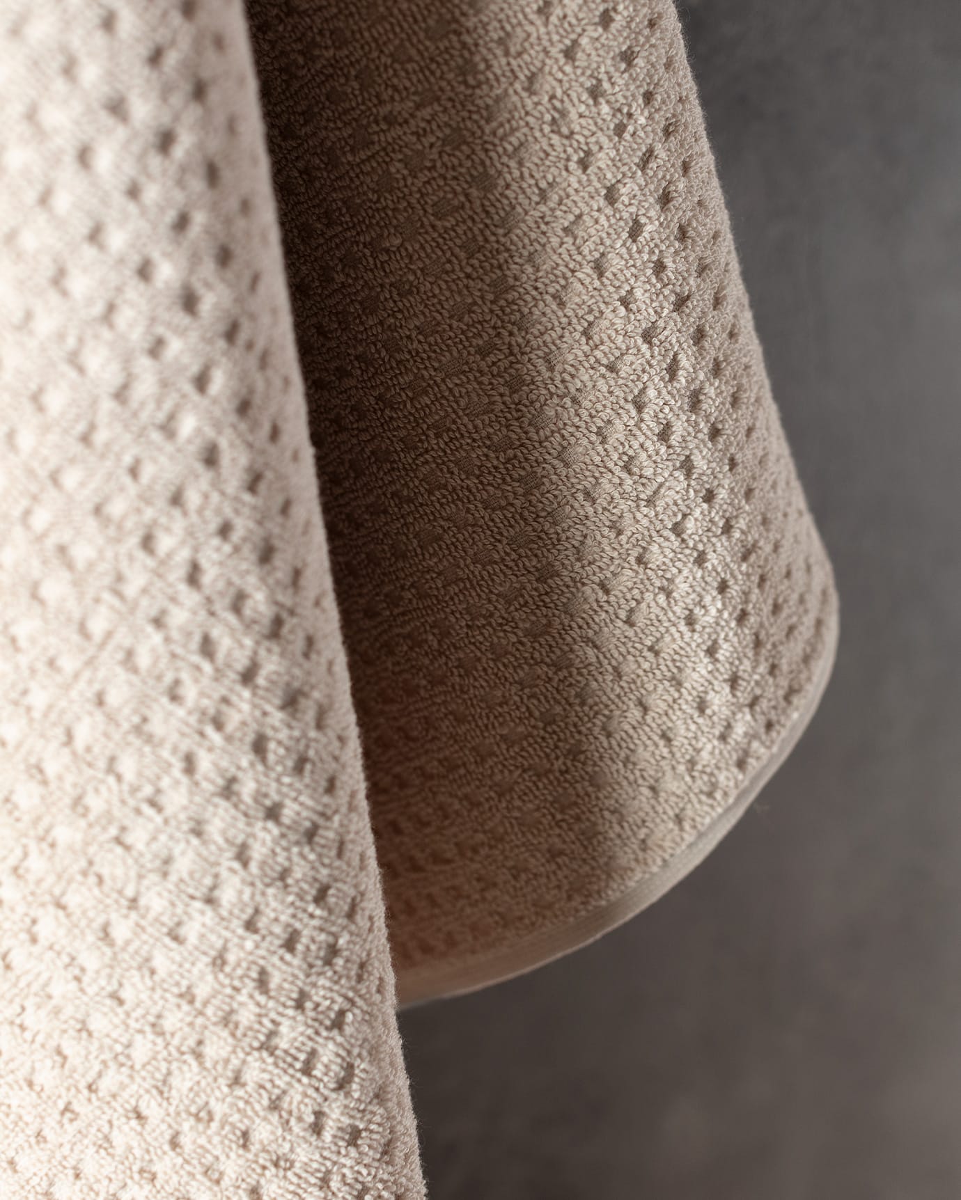 Alissa 100% Cotton Soft & Absorbent Bath Towel