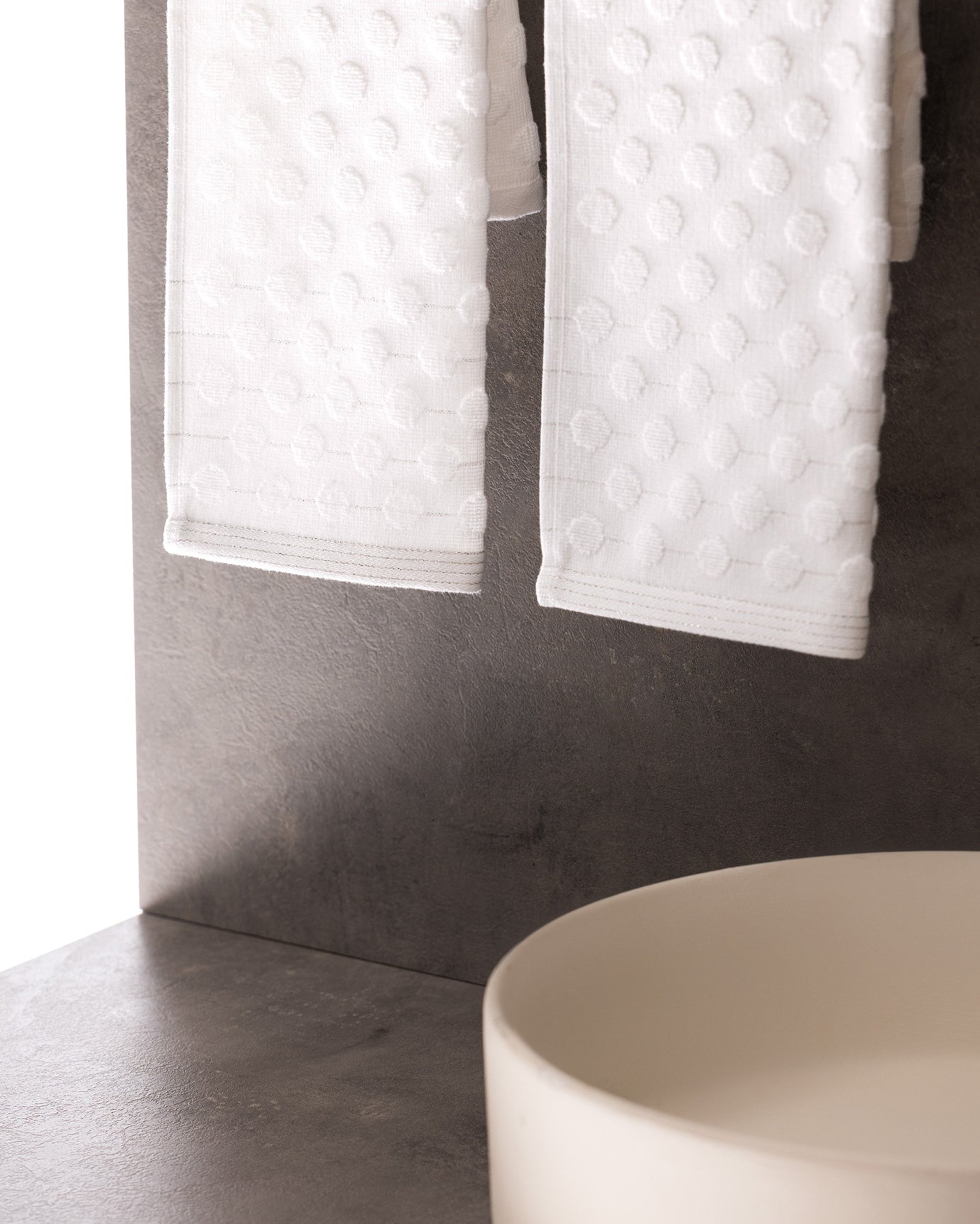 Luxury 100% Cotton 2-Piece Hand Towel Set - Puanty Dotted