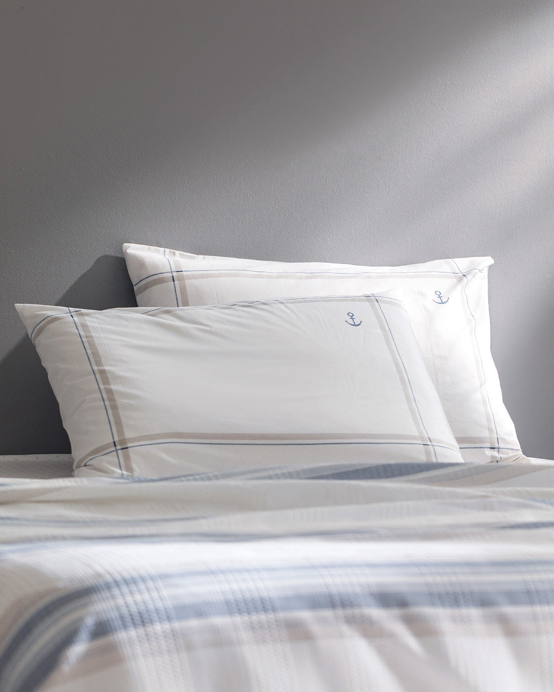 Twin Size Cotton Blend Printed Lightweight Bedding Set - Navy Grey