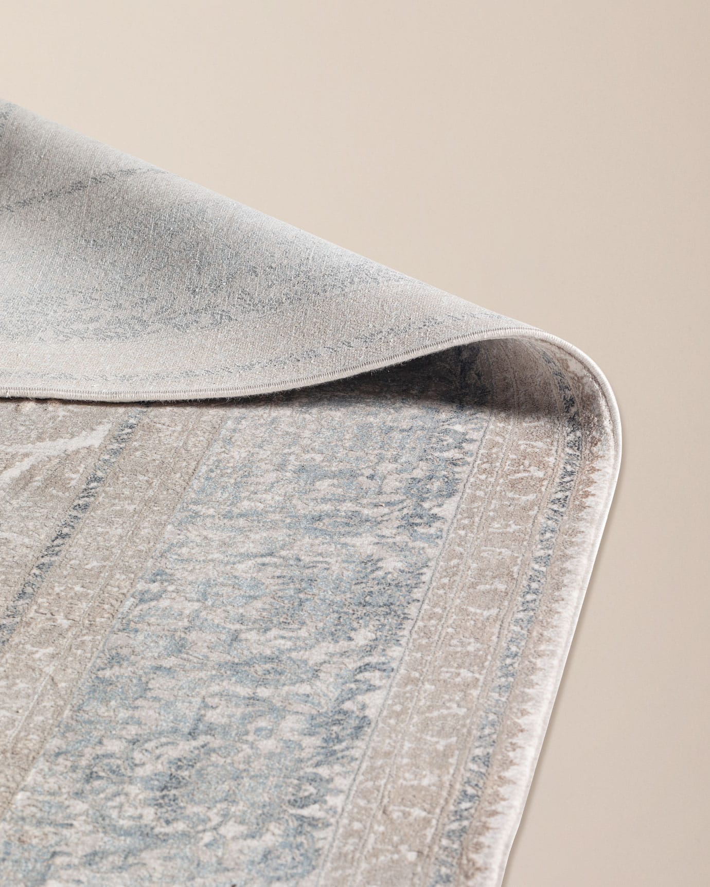 Renier Pattern Modern Area Rug for Living Room