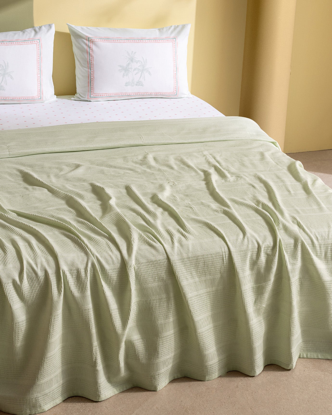 100% Cotton Single Bedding Set - Breathable Pique Weave