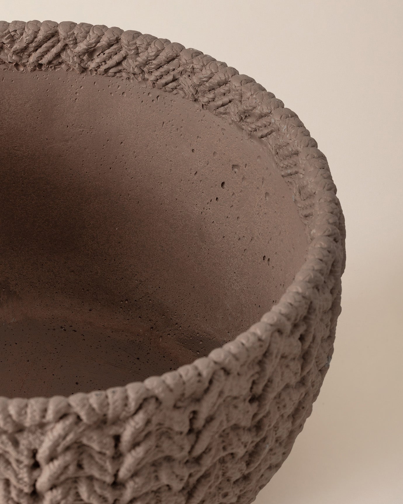 Dolly Decorative Planter Pot - 18 cm - Mink Brown