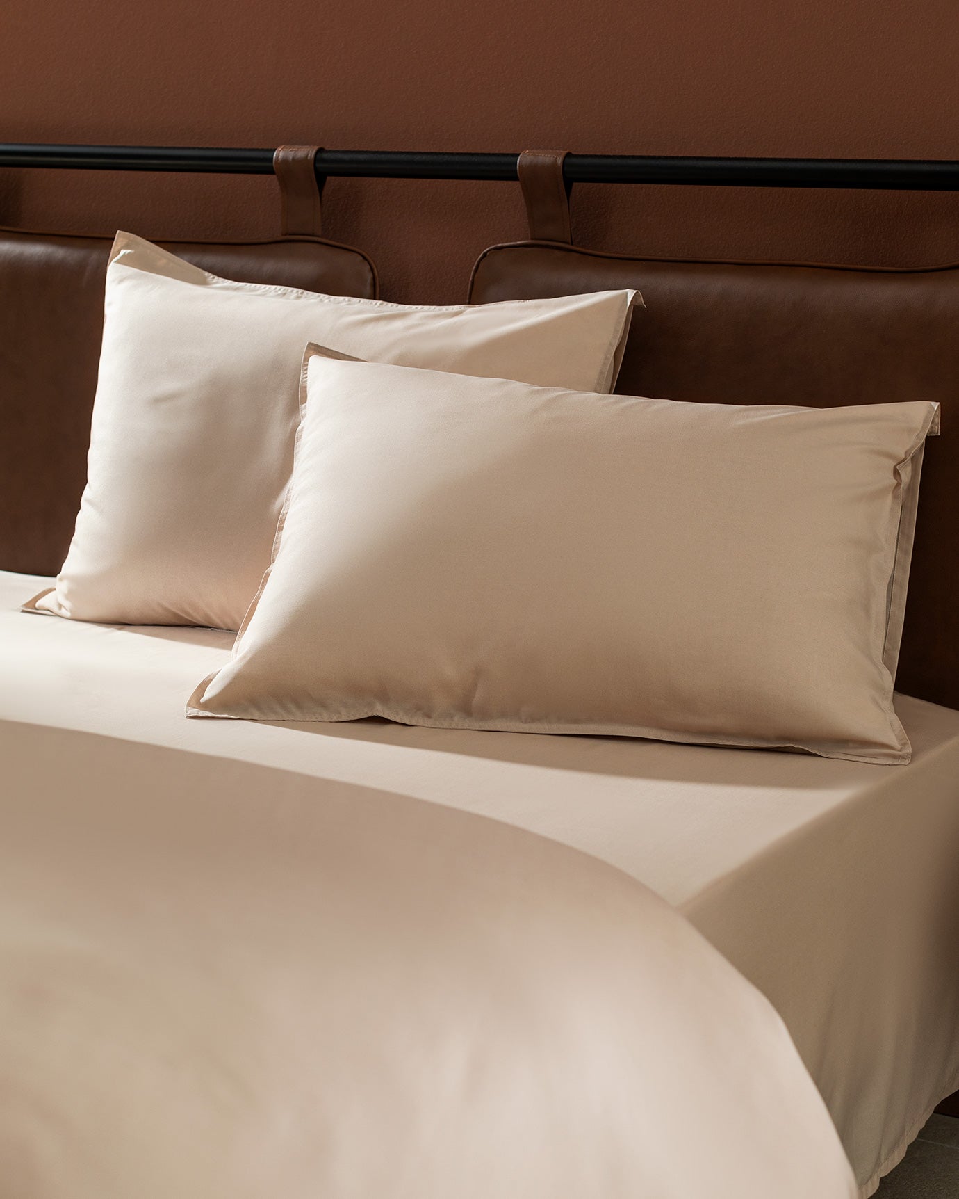 Tencel Family Size Duvet Cover Set - Soft Botanical Comfort