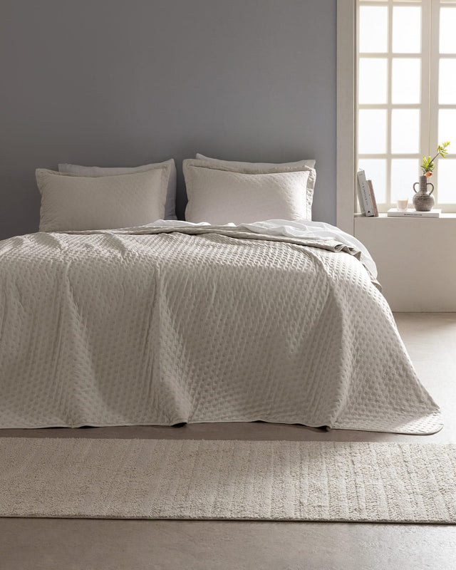 Rennes Double Bedspread - Elegant Quilted Bed Cover