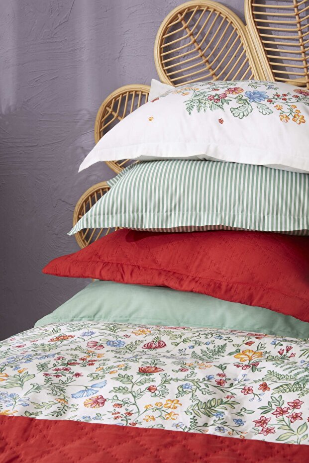 Lalin Double Duvet Set - Green Floral Bedding Collection